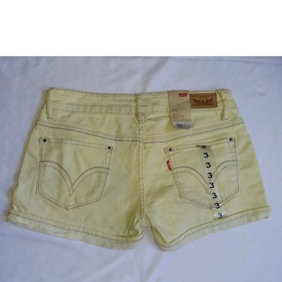 Yellow Levi’s Shorty Shorts - Picture 2 of 5